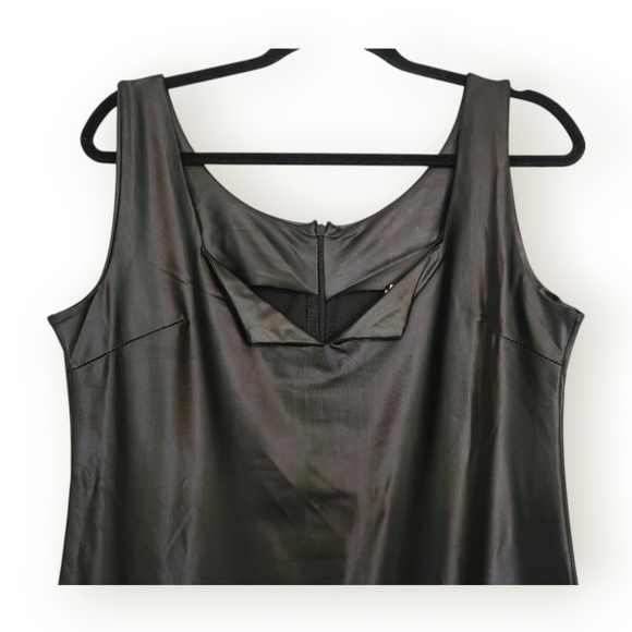 Plus Size Wet-Look Little Black Dress - Picture 6 of 9